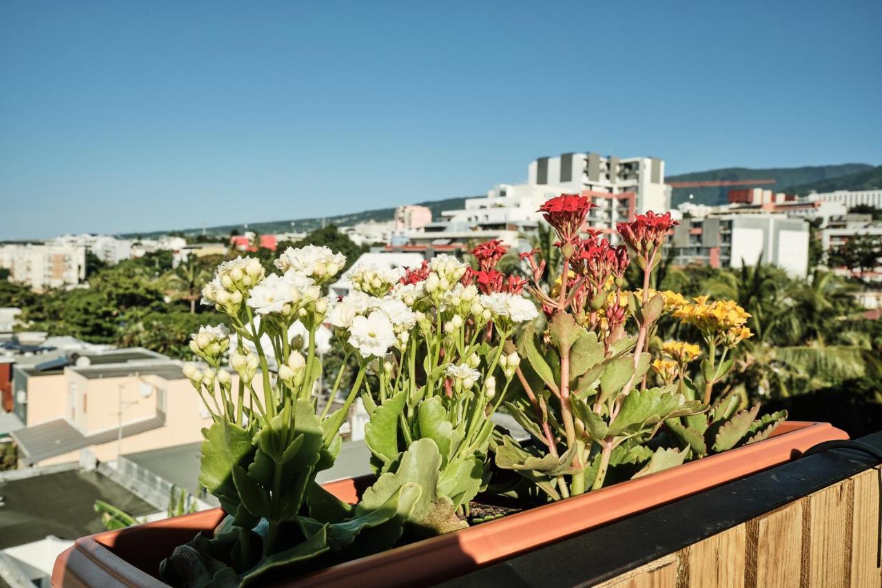 Appart'Eden : Vue Panoramique Sur Saint-Denis Apartment แซ็งต์-โกลติลด์ ภายนอก รูปภาพ