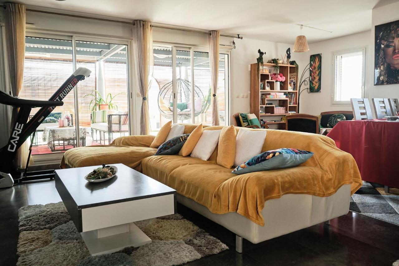 Appart'Eden : Vue Panoramique Sur Saint-Denis Apartment แซ็งต์-โกลติลด์ ภายนอก รูปภาพ