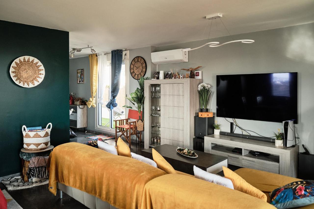 Appart'Eden : Vue Panoramique Sur Saint-Denis Apartment แซ็งต์-โกลติลด์ ภายนอก รูปภาพ