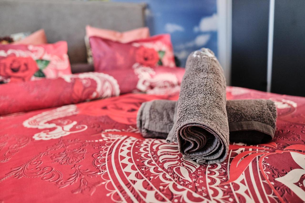 Appart'Eden : Vue Panoramique Sur Saint-Denis Apartment แซ็งต์-โกลติลด์ ภายนอก รูปภาพ