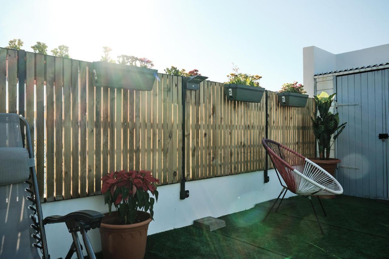 Appart'Eden : Vue Panoramique Sur Saint-Denis Apartment แซ็งต์-โกลติลด์ ภายนอก รูปภาพ