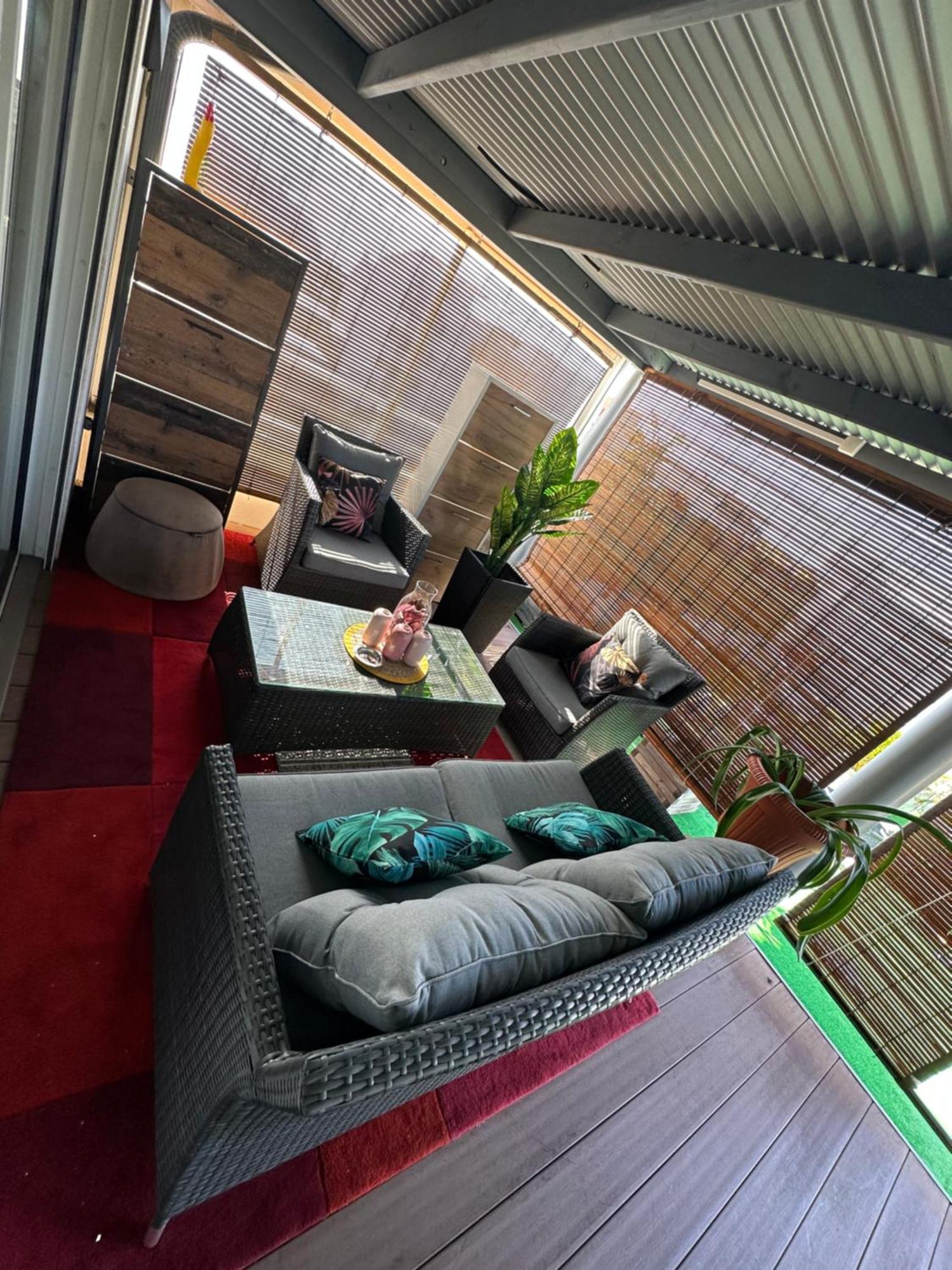 Appart'Eden : Vue Panoramique Sur Saint-Denis Apartment แซ็งต์-โกลติลด์ ภายนอก รูปภาพ
