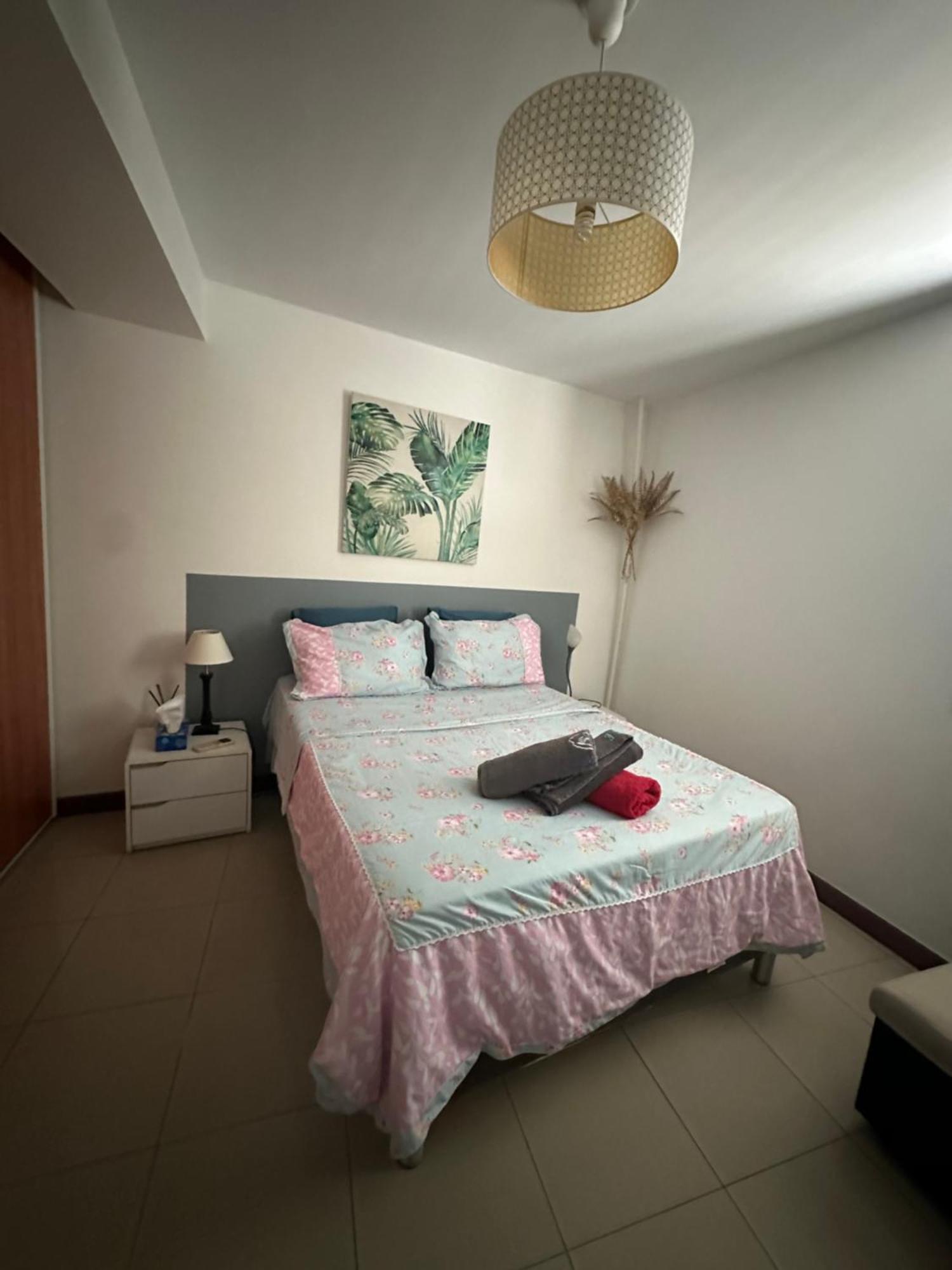 Appart'Eden : Vue Panoramique Sur Saint-Denis Apartment แซ็งต์-โกลติลด์ ภายนอก รูปภาพ